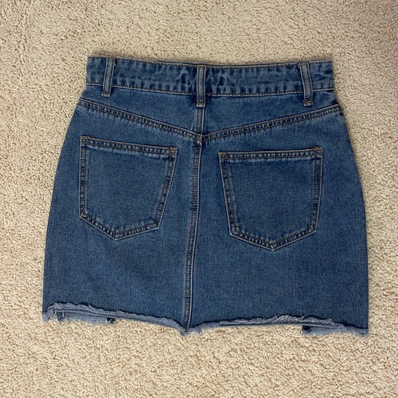 Forever 21 Denim Skirt Medium Blue Wash Size Small - Picture 2 of 3